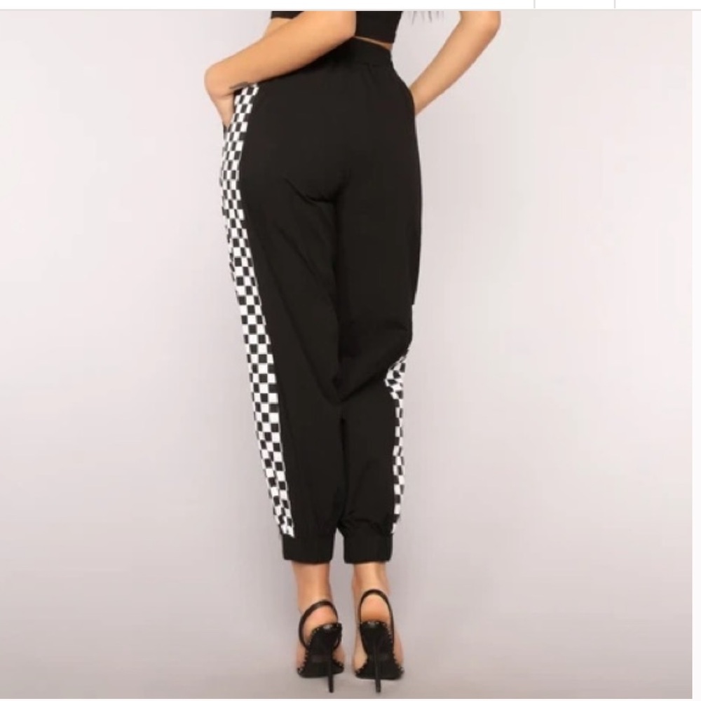 Fashion Nova Raceway checkered zip cuffed pants - Picture 4 of 5